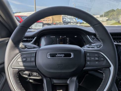 New 2026 Jeep Grand Cherokee Laredo X RWD image 23