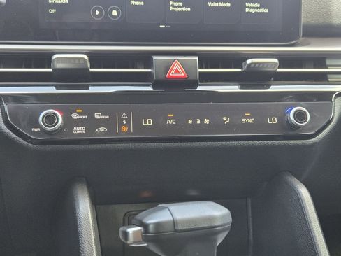 New 2026 Kia Sportage EX image 14