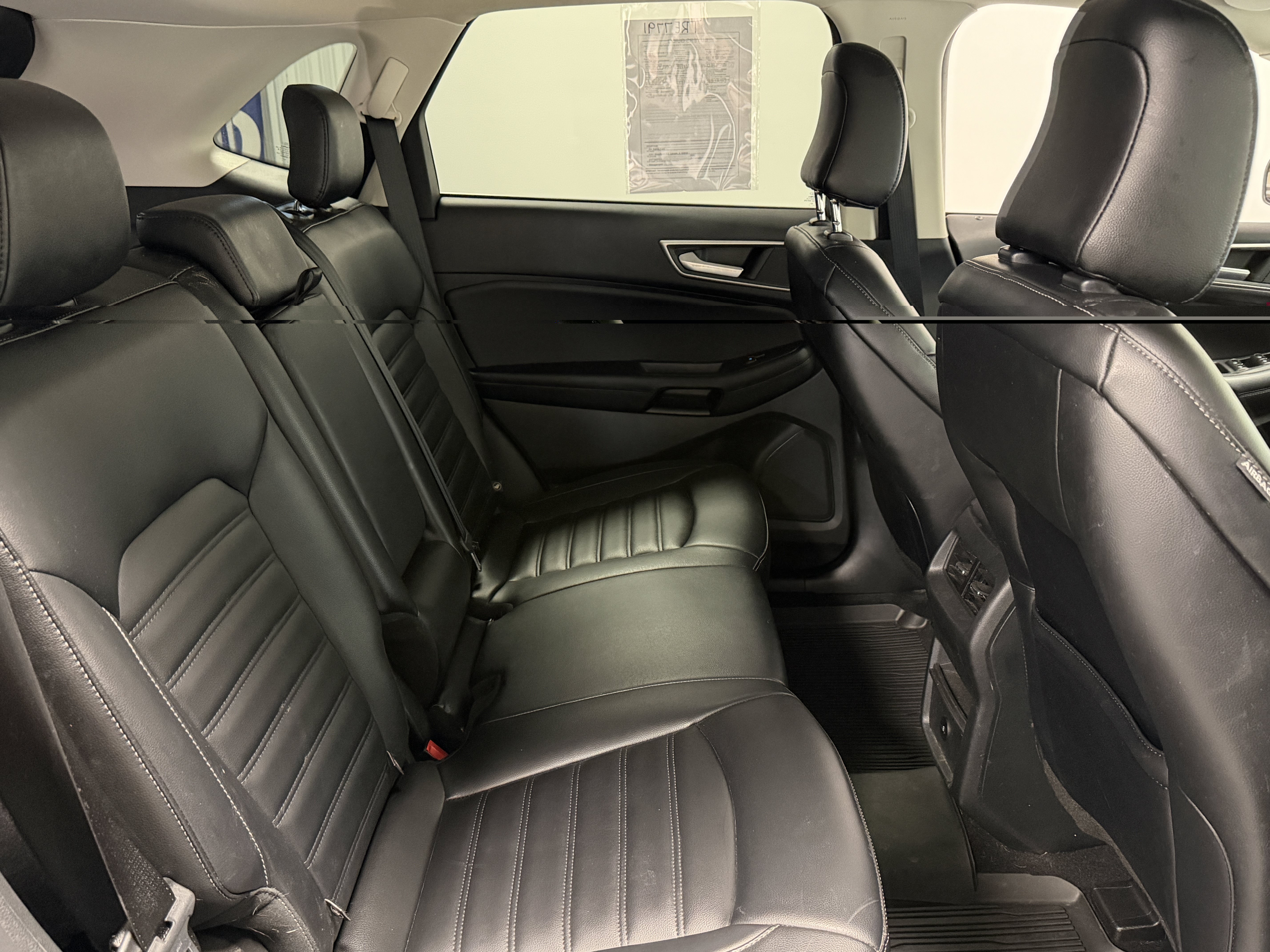 Used 2023 Ford Edge SEL AWD/4WD image 21