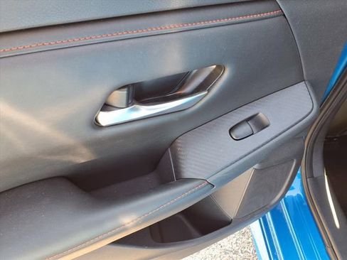 Used 2024 Nissan Sentra SR w/ SR Premium Package FWD image 19