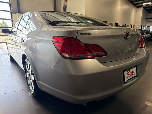 Used 2006 Toyota Avalon XLS image 45