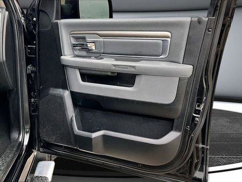 Used 2018 RAM 1500 Big Horn image 29