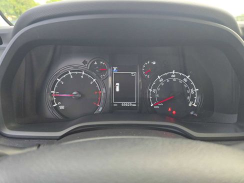 Used 2023 Toyota 4Runner SR5 image 24