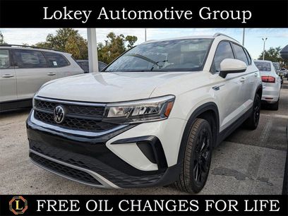 Certified 2022 Volkswagen Taos SE w/ IQ.Drive SE Package