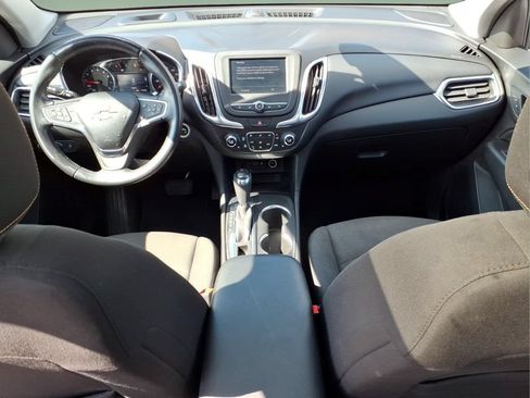 Used 2021 Chevrolet Equinox LT FWD image 12