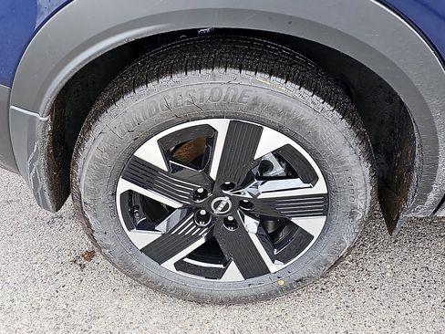 New 2026 Nissan Kicks SV w/ SV Premium Package image 5