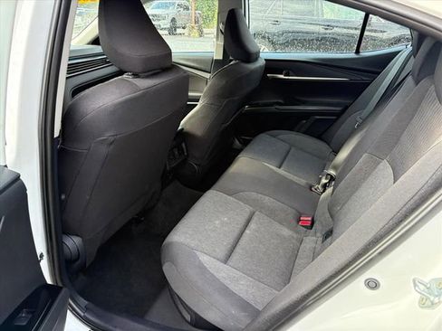 Used 2025 Toyota Camry LE image 18
