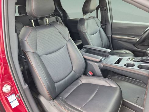Certified 2021 Toyota Sienna XSE AWD/4WD image 19