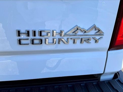 Certified 2024 Chevrolet Silverado 3500 High Country w/ High Country Premium Package image 16