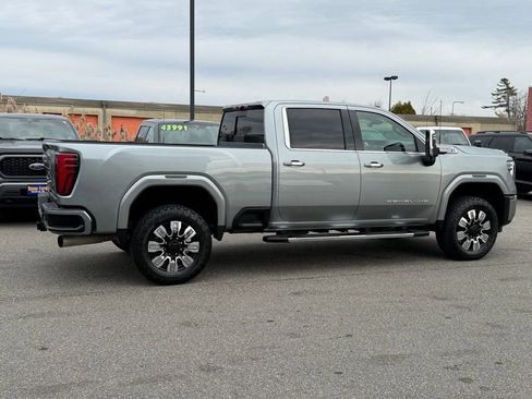 Used 2024 GMC Sierra 2500 Denali w/ Denali Reserve Package image 13