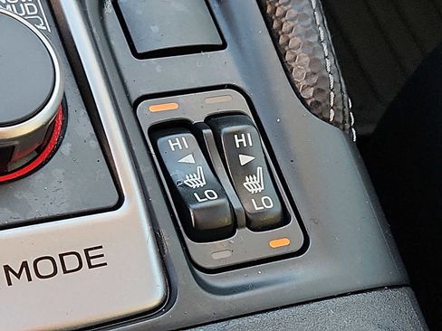 Used 2022 Subaru Forester Limited image 25