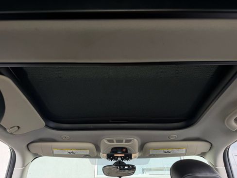 Used 2016 MINI Cooper 2-Door Hardtop FWD image 4