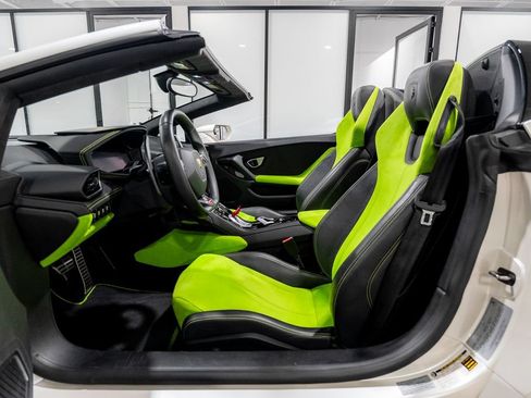 Used 2016 Lamborghini Huracan LP 610-4 AWD/4WD image 41