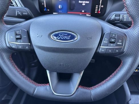 Used 2024 Ford Escape ST-Line image 26