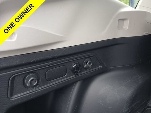 Used 2022 Subaru Forester AWD/4WD image 9