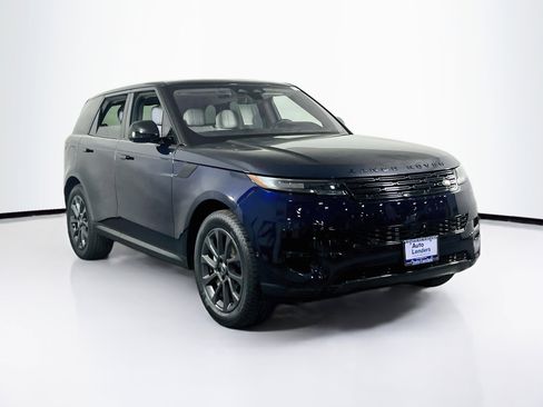 Used 2023 Land Rover Range Rover Sport SE AWD/4WD image 3
