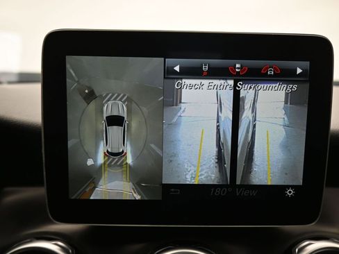 Used 2019 Mercedes-Benz GLA 250 4MATIC image 22