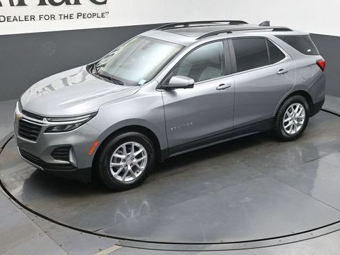 Used 2023 Chevrolet Equinox LT FWD image 45