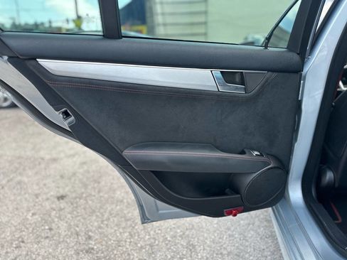 Used 2014 Mercedes-Benz C 250 Sedan image 19