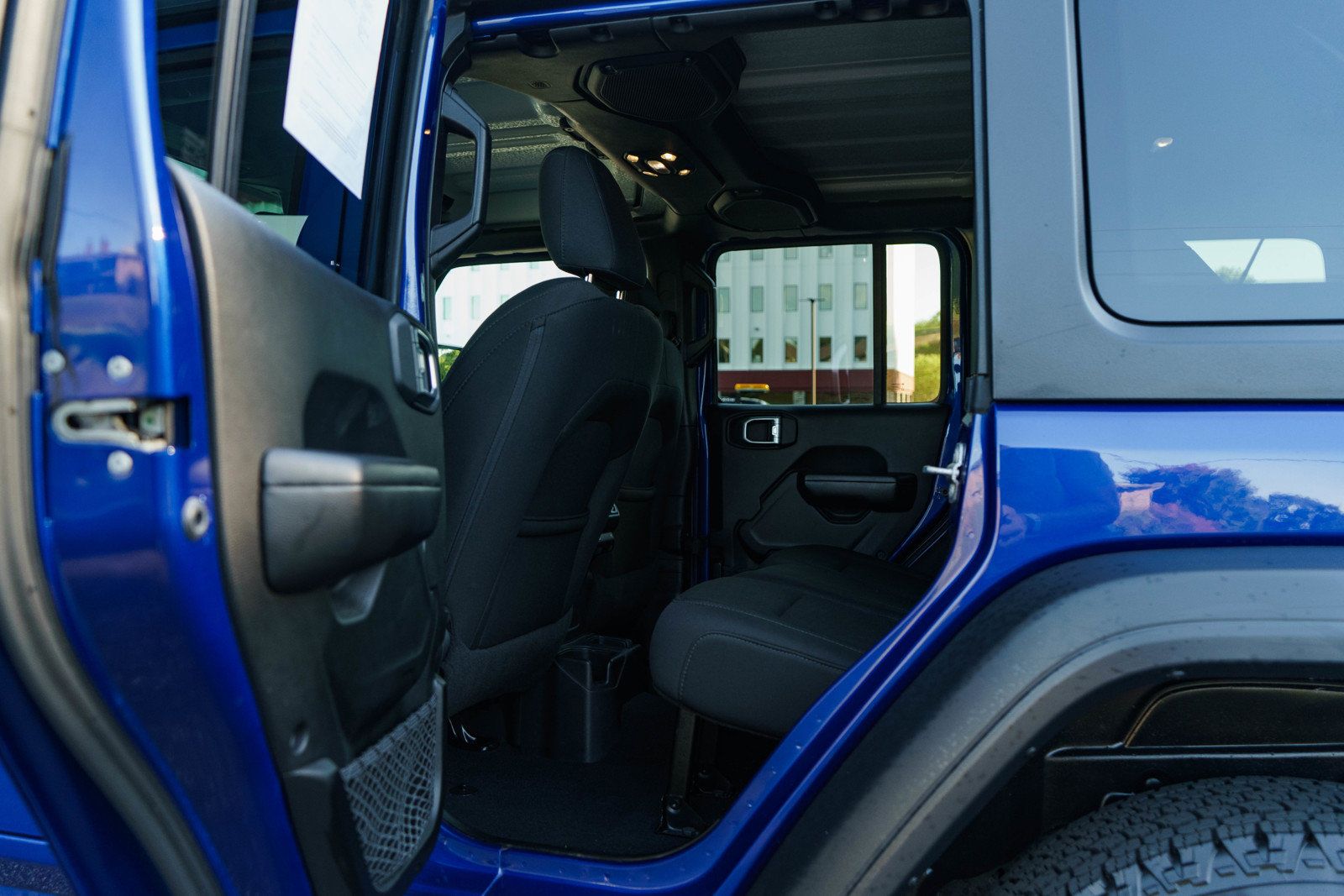 Used 2019 Jeep Wrangler Unlimited Sport S AWD/4WD image 14