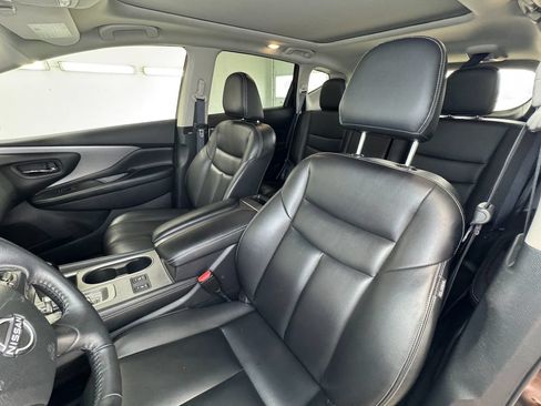 Used 2024 Nissan Murano SV AWD/4WD image 13