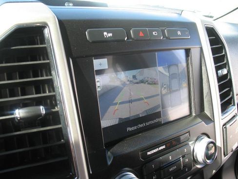 Used 2020 Ford F150 Lariat w/ Equipment Group 502A Luxury AWD/4WD image 40