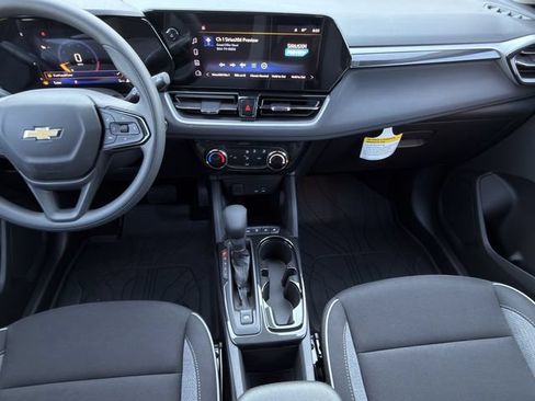 New 2026 Chevrolet TrailBlazer LT w/ Driver Confidence Package FWD image 11