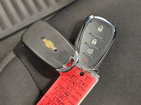 Used 2023 Chevrolet Malibu LS FWD image 10