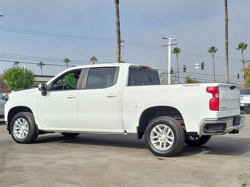 Used 2022 Chevrolet Silverado 1500 LT image 3
