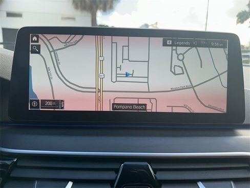 Used 2023 BMW 530e w/ M Sport Package image 20