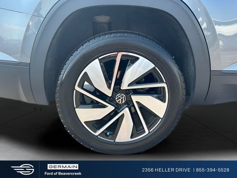 Used 2024 Volkswagen Atlas SE AWD/4WD image 27