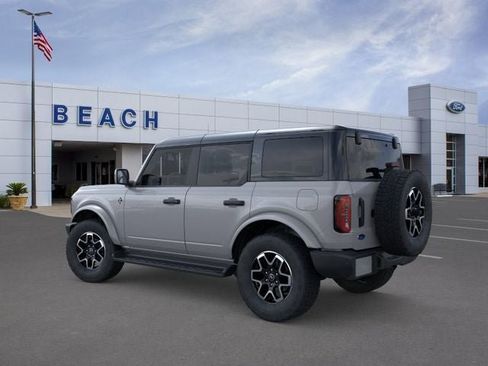 New 2026 Ford Bronco Outer Banks AWD/4WD image 4