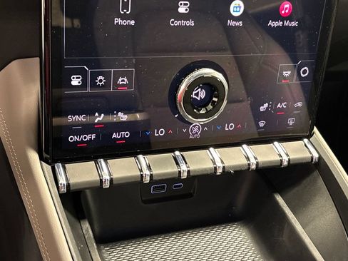 New 2027 GMC Terrain Elevation w/ Elevation Premium Package FWD image 37