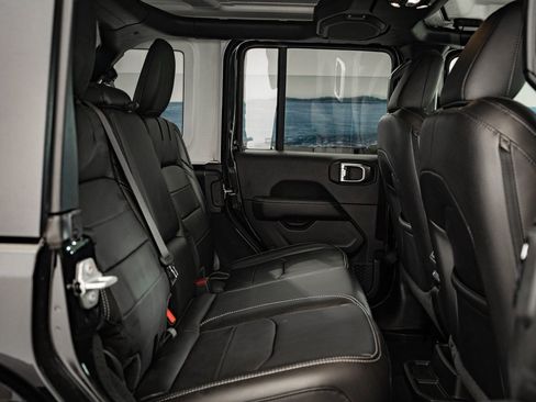 Used 2023 Jeep Wrangler Unlimited Sahara w/ Cold Weather Group image 44