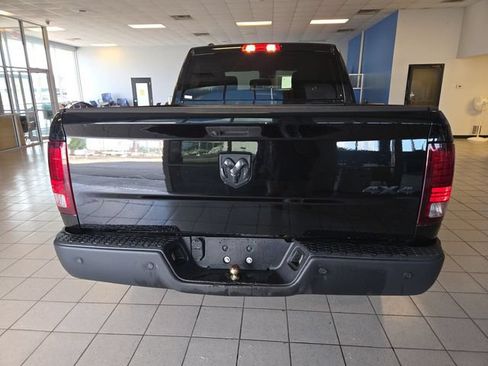 Used 2024 RAM 1500 Warlock AWD/4WD image 7