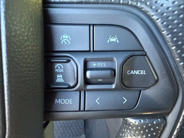 Used 2025 Toyota Tacoma SR5 AWD/4WD image 19