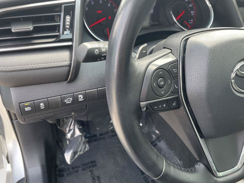 Used 2020 Toyota Camry XSE FWD image 20