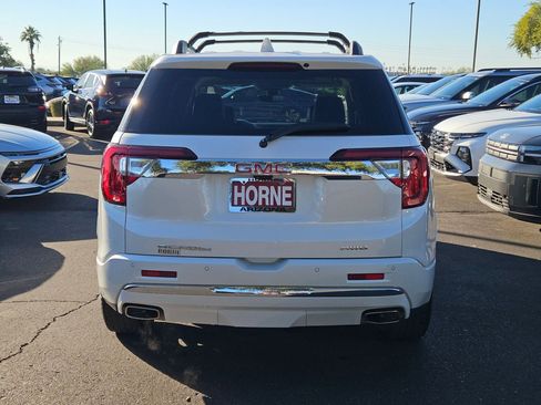 Used 2023 GMC Acadia Denali w/ Denali Ultimate Package image 5