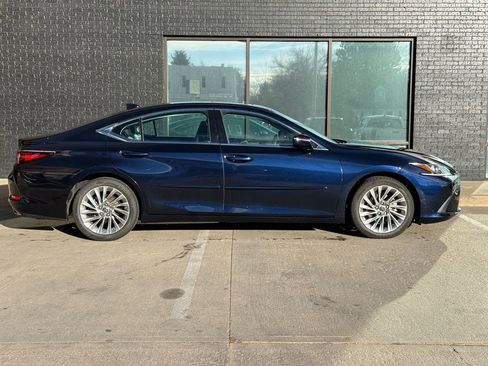 Used 2020 Lexus ES 350 w/ Accessory Package 2 image 6