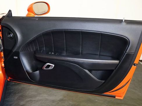 Used 2016 Dodge Challenger R/T Scat Pack RWD image 29