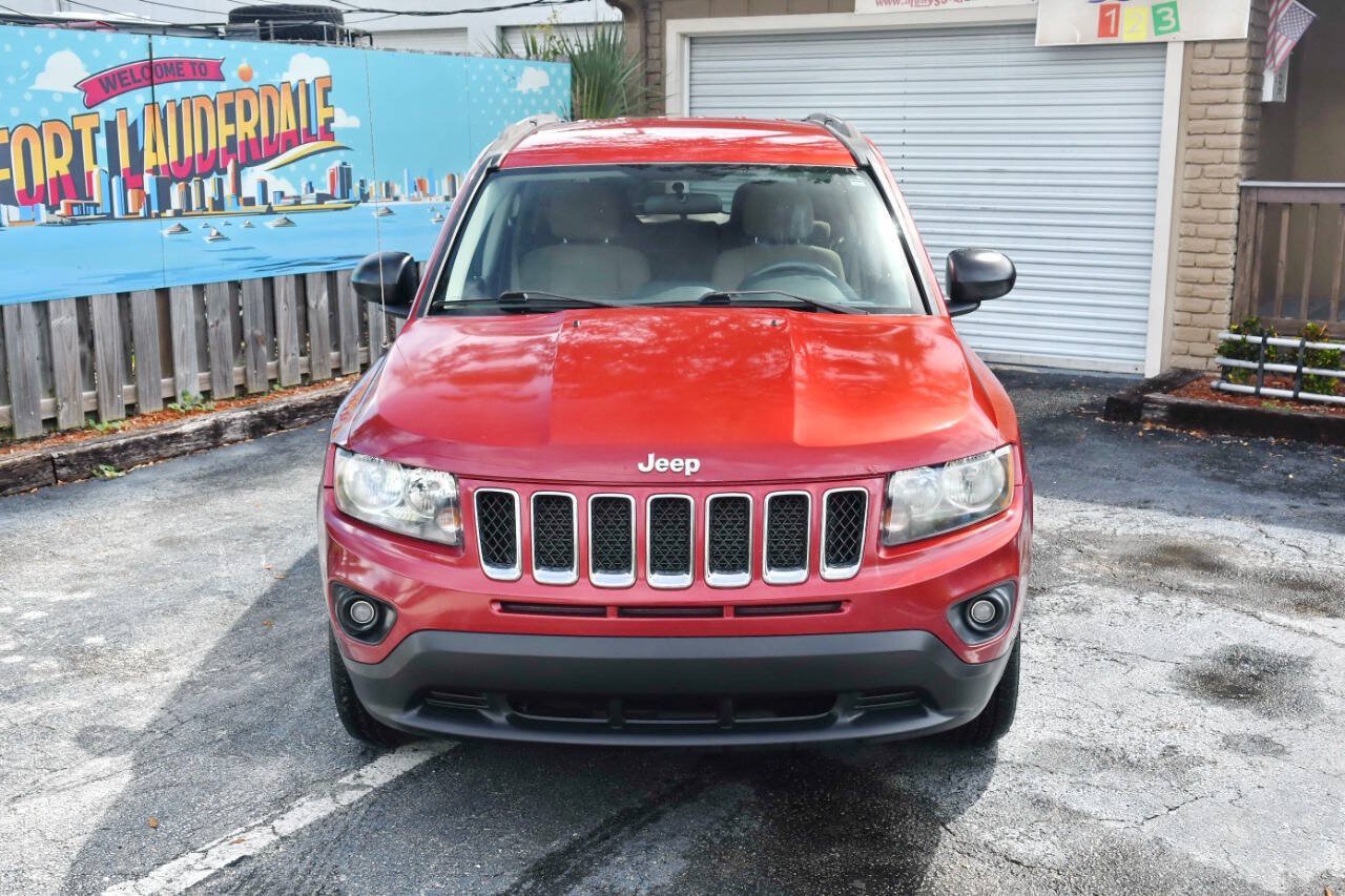 Used 2014 Jeep Compass Sport w/ Power Value Group AWD/4WD image 2