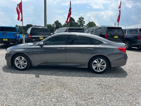 Used 2018 Honda Accord LX image 19