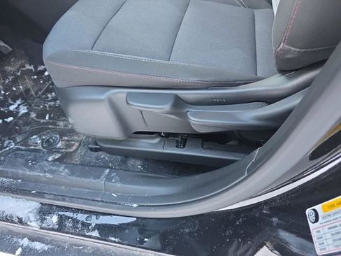 Used 2024 Chevrolet Trax RS w/ Driver Confidence Package image 12