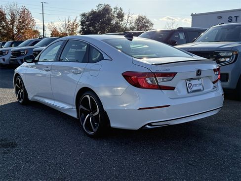 Used 2022 Honda Accord Sport image 7