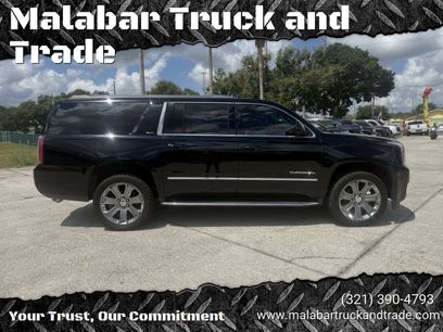 Used 2017 GMC Yukon XL SLT w/ Premium Edition