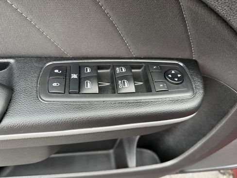 Used 2019 Dodge Charger Scat Pack image 17