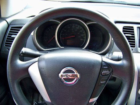 Used 2014 Nissan Murano S image 23