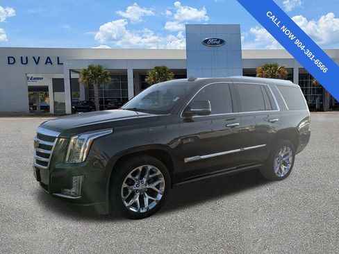 Used 2016 Cadillac Escalade Premium AWD/4WD image 8