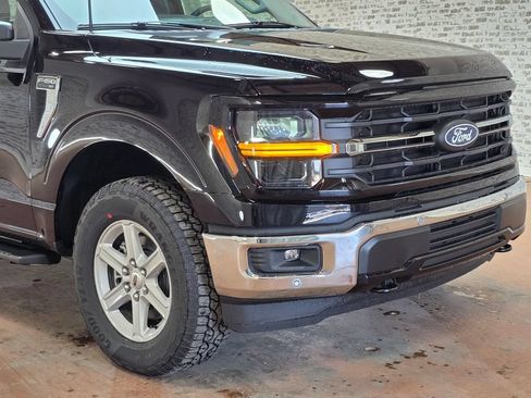 New 2026 Ford F150 XLT w/ Equipment Group 302A MID AWD/4WD image 8