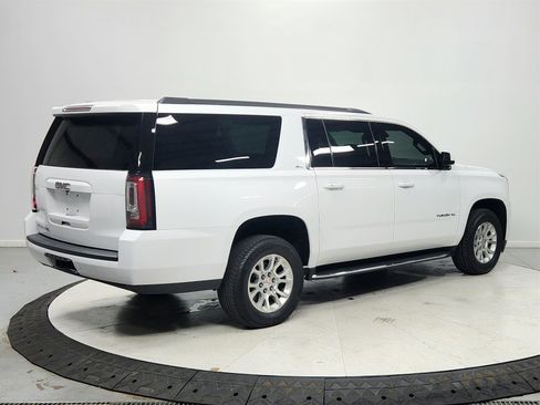 Used 2019 GMC Yukon XL SLT w/ Open Road Package image 7